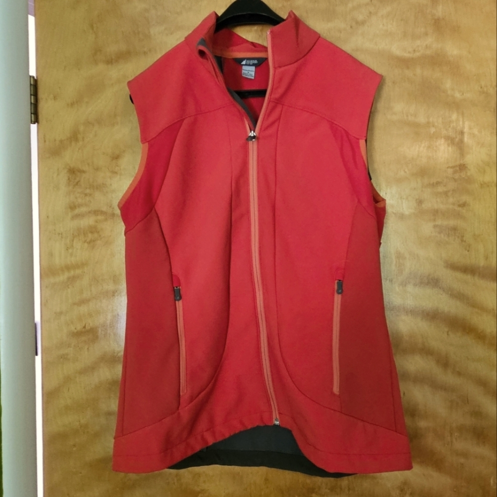MEC shell vest